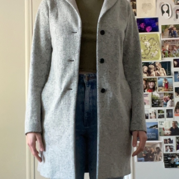 Support Surface Grey Coat - Picture 6 of 10